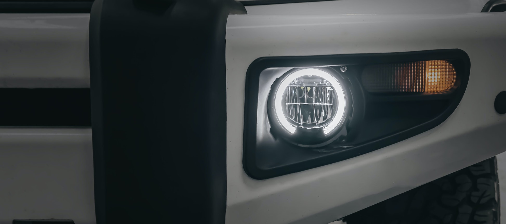 LED Dimljus med DRL för ARB Deluxe Bullbar